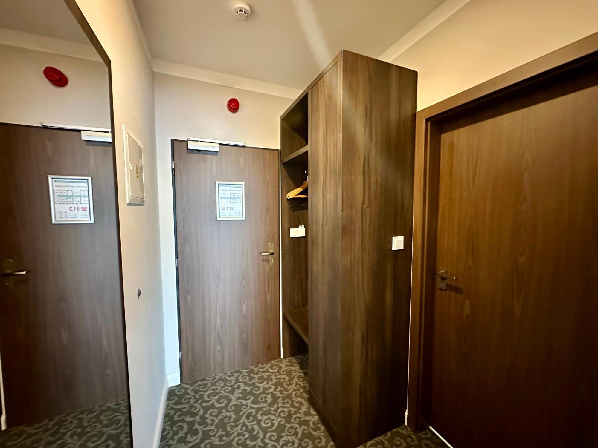 Pension Village Karlovy Vary Bagian luar foto