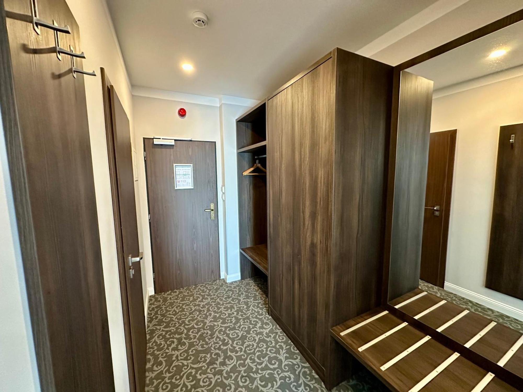 Pension Village Karlovy Vary Bagian luar foto